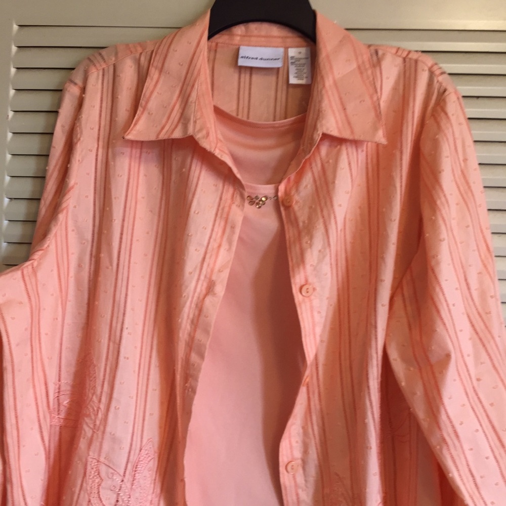 Women’s 16 Deep Peach Two piece tank and blouse
